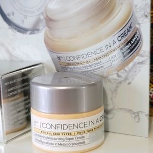 🟠 4 for $25 🟠 IT COSMETICS CONFIDENCE IN A CREAM